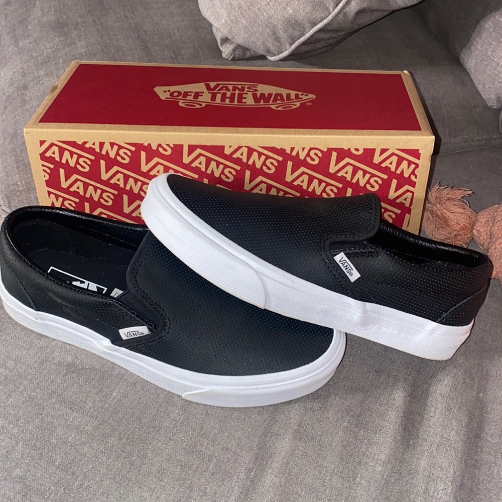 NEW Classic Slip-O Black